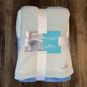 NWT KOOLABURRA BY UGG CHENILLE KNIT THROW BLANKET